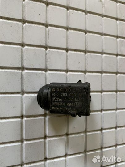 Датчик парковки Volkswagen Touareg