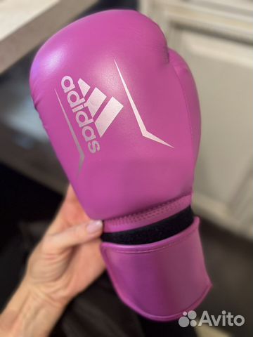 Боксерские перчатки adidas