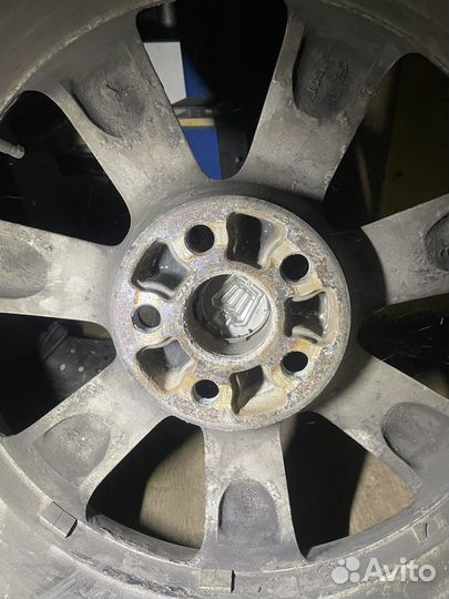 Колеса на toyota Mark r18