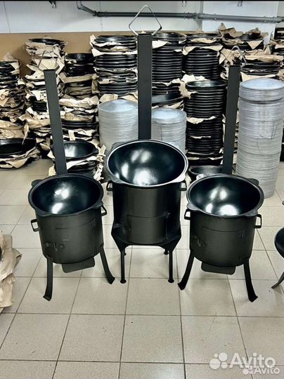 Казан чугунный с печкой