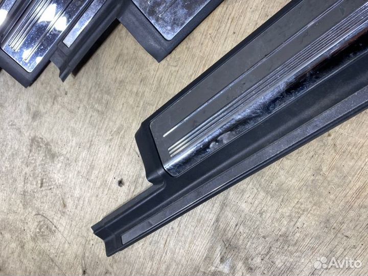 Накладка на порог салона Mercedes-Benz S-Class