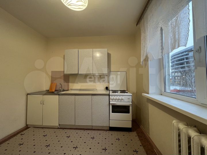 2-к. квартира, 50 м², 3/9 эт.