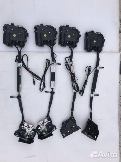 Lexus GX460 Доводчики дверей штатные L2OZ6