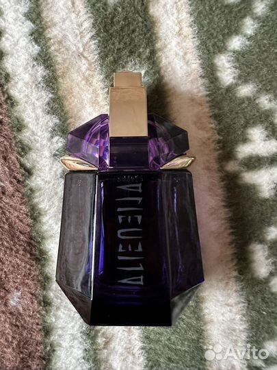 Mugler alien