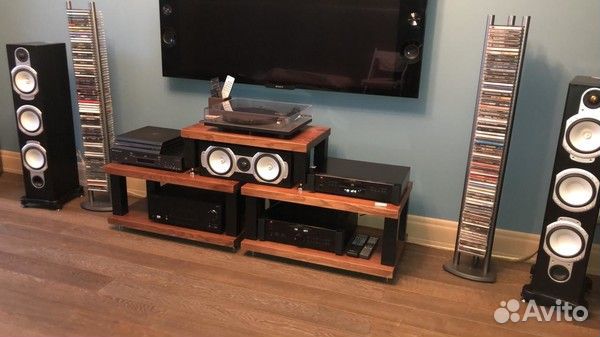 Hi-Fi HI-End стойки, тумбы для аппаратуры