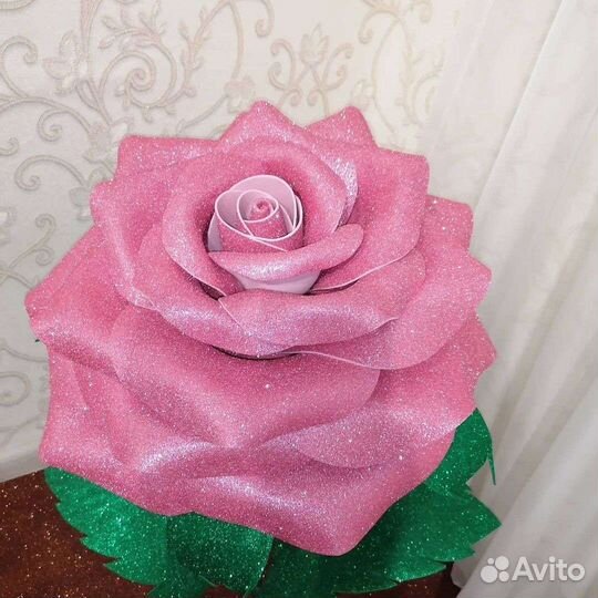 Декоративная роза