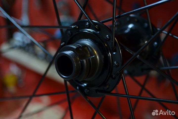 Велосипед GT Avalanche Elite