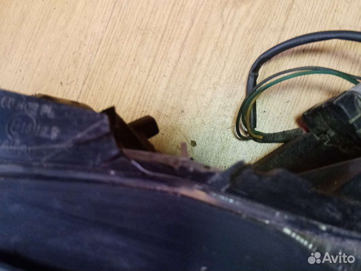 Фара левая Mazda Cx-7 EH1151040