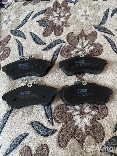 Тормозные колодки TRW GDB 1496