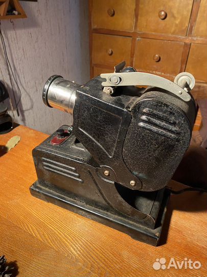Старинный фильмоскоп фгк-49 СССР