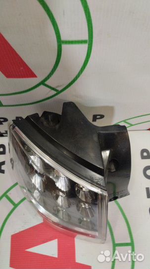Фонарь в крыло задний левый Mitsubishi Outlander