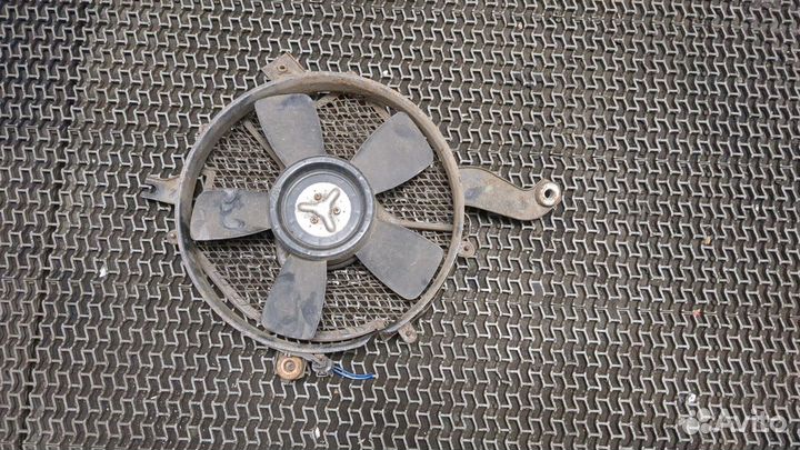 Вентилятор радиатора Mitsubishi Pajero, 1992