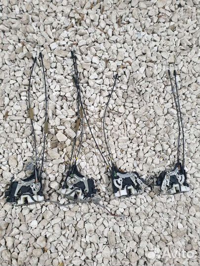 Замок двери Mitsubishi Lancer Лансер 10