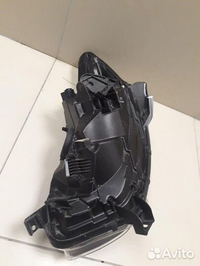 Фара правая Renault Kaptur