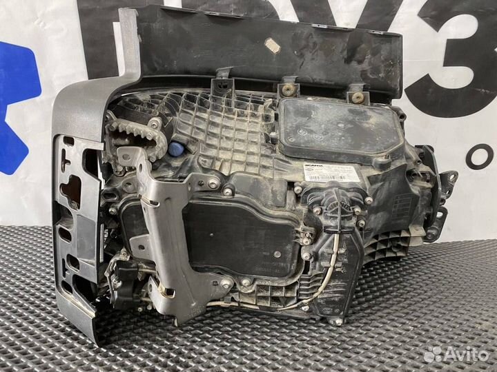 Фара левая Scania 6-series 2674390