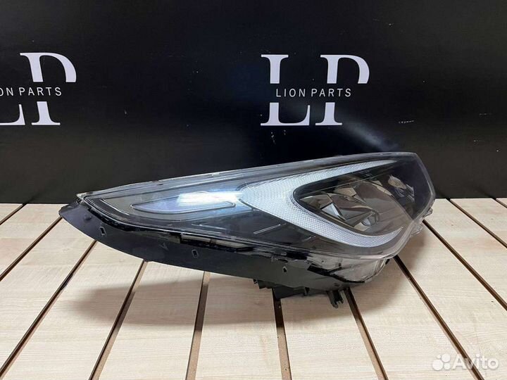 Фара правая Hyundai Solaris 2 рестайлинг диод