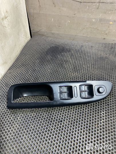 Блок стеклоподъемников VW Passat B6 Пассат