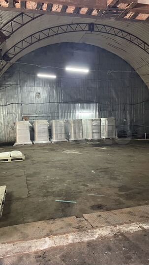 Склад, 563 м²