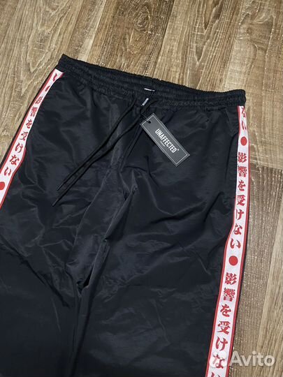 Штаны unaffected новые