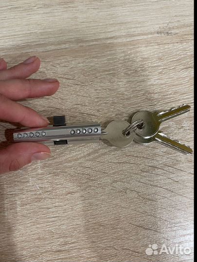 Личинка для дверей