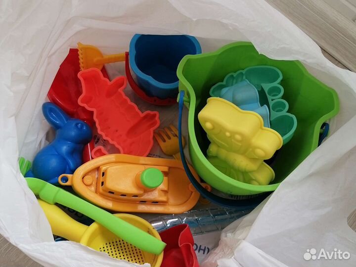 Игрушки в песочницу