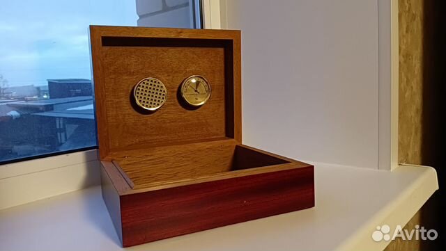 Хьюмидор Daniel Moevus