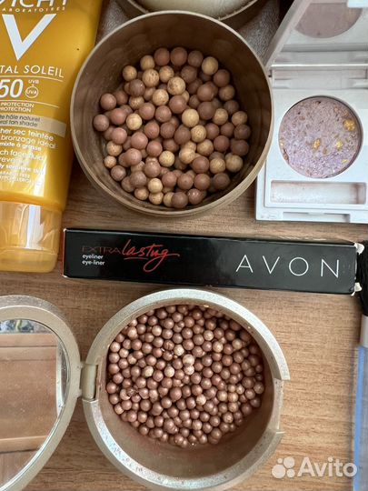 Набор косметики Poetea, Avon, Vichy