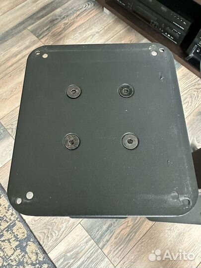 Стойки для акустики bowers wilkins
