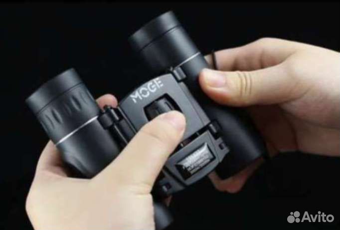 Бинокль карманный