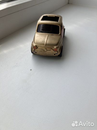 Модель 1:43 Fiat Nuova 500