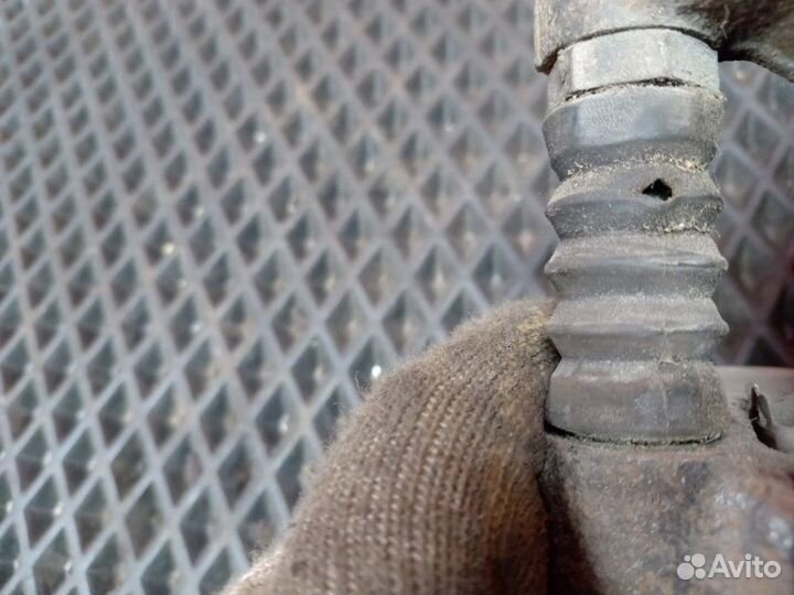 Суппорт передний левый Chevrolet Cruze J305 F16D4