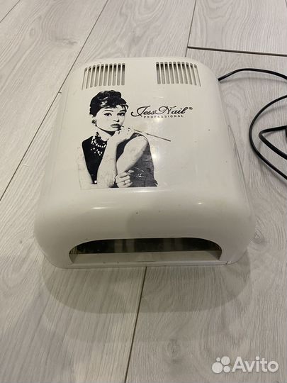 Уф лампа для ногтей