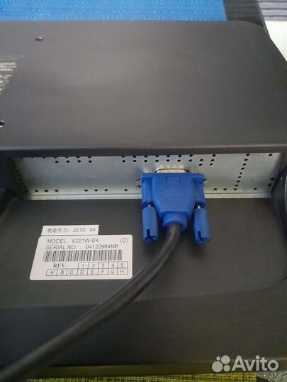Монитор NEC V221W