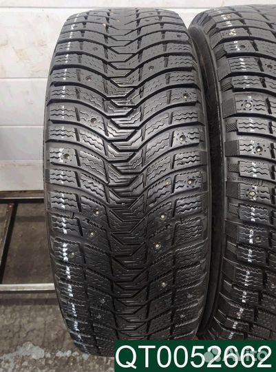Michelin X-Ice North 3 215/65 R16 96P