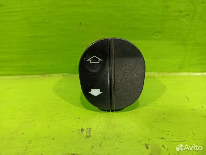 Кнопка стеклоподъемника передняя правая Ford