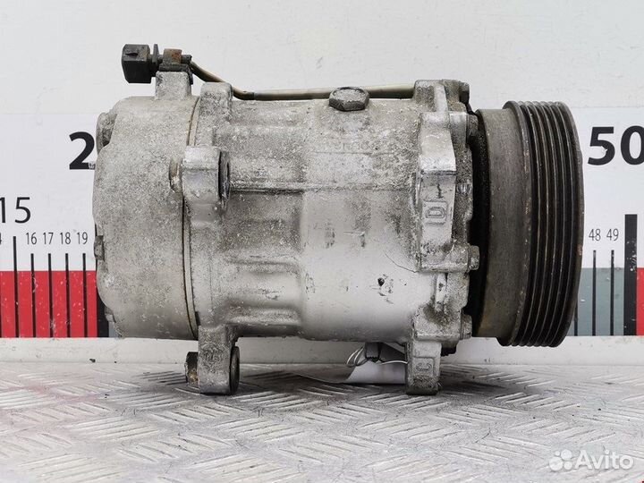 Компрессор кондиционера для Volkswagen Bora