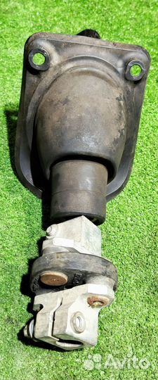 Кардан рулевой колонки Land Rover range Rover L322