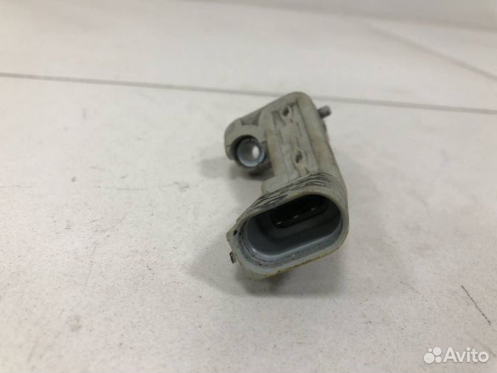 Датчик положения коленвала Volkswagen Tiguan 5N1 2