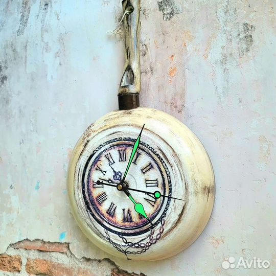 Часы настенные