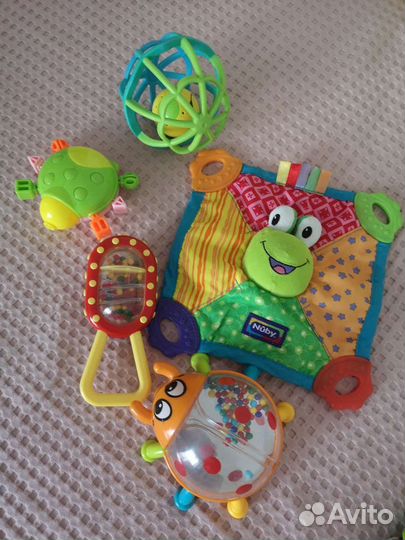 Детские развивающие игрушки