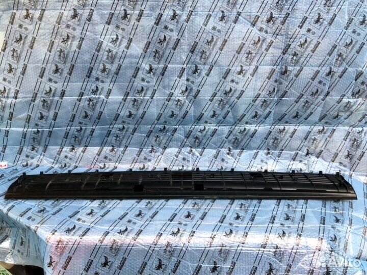 Накладка бампера задняя Lexus Lx 570 2007-2011