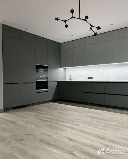 Кухни на заказ любого формата