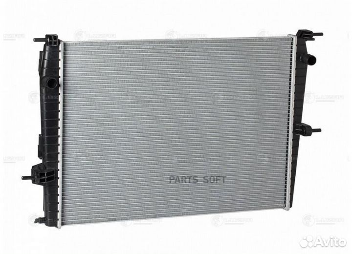 Радиатор Renault Fluence/Megane III 1.6i