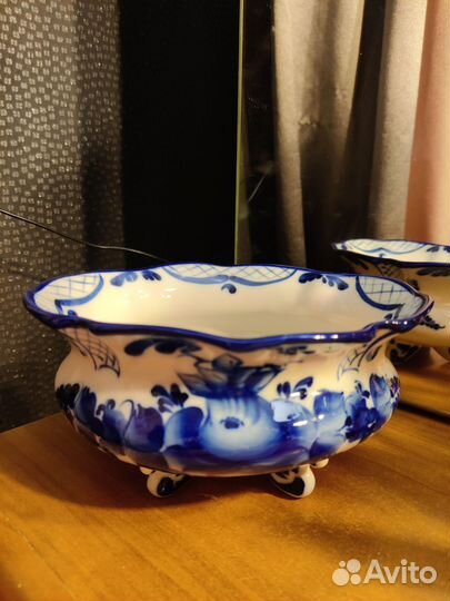 Фарфоровая посуда гжель салатница