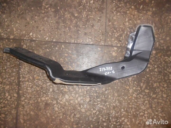 Воздуховод правый (Mazda CX-5)