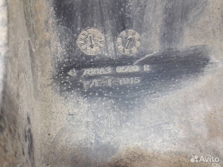 Накладка крыла задняя левая Renault Sandero 2