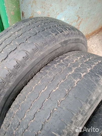 Bridgestone Dueler H/T D689 215/65 R16