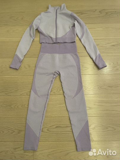 Спортивный костюм