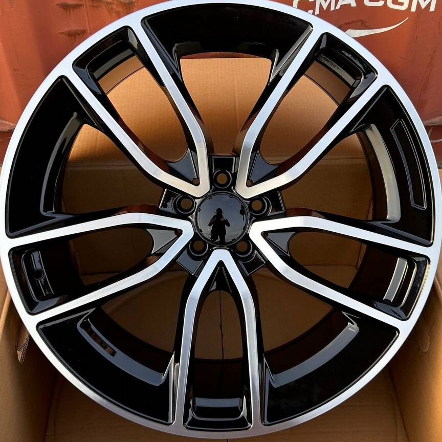 Литые диски Mercedes-Benz 10×R22 5×112