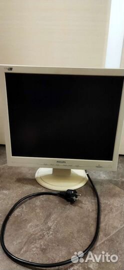 Монитор Philips с колонками microlab